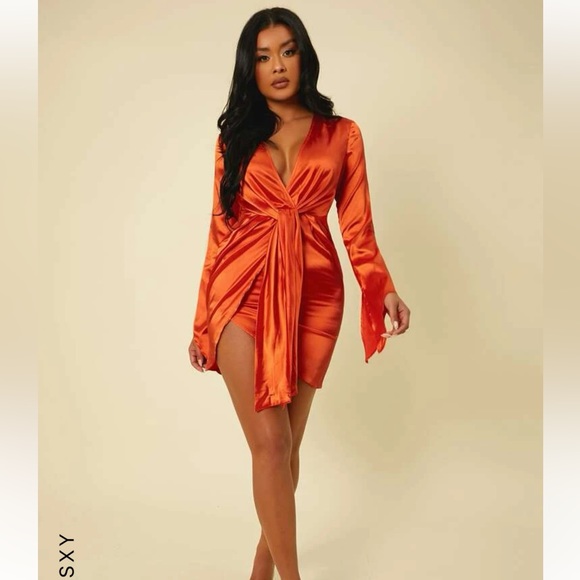 ❌SOLD❌ SHEIN ORANGE SATIN DRESS - Picture 1 of 3